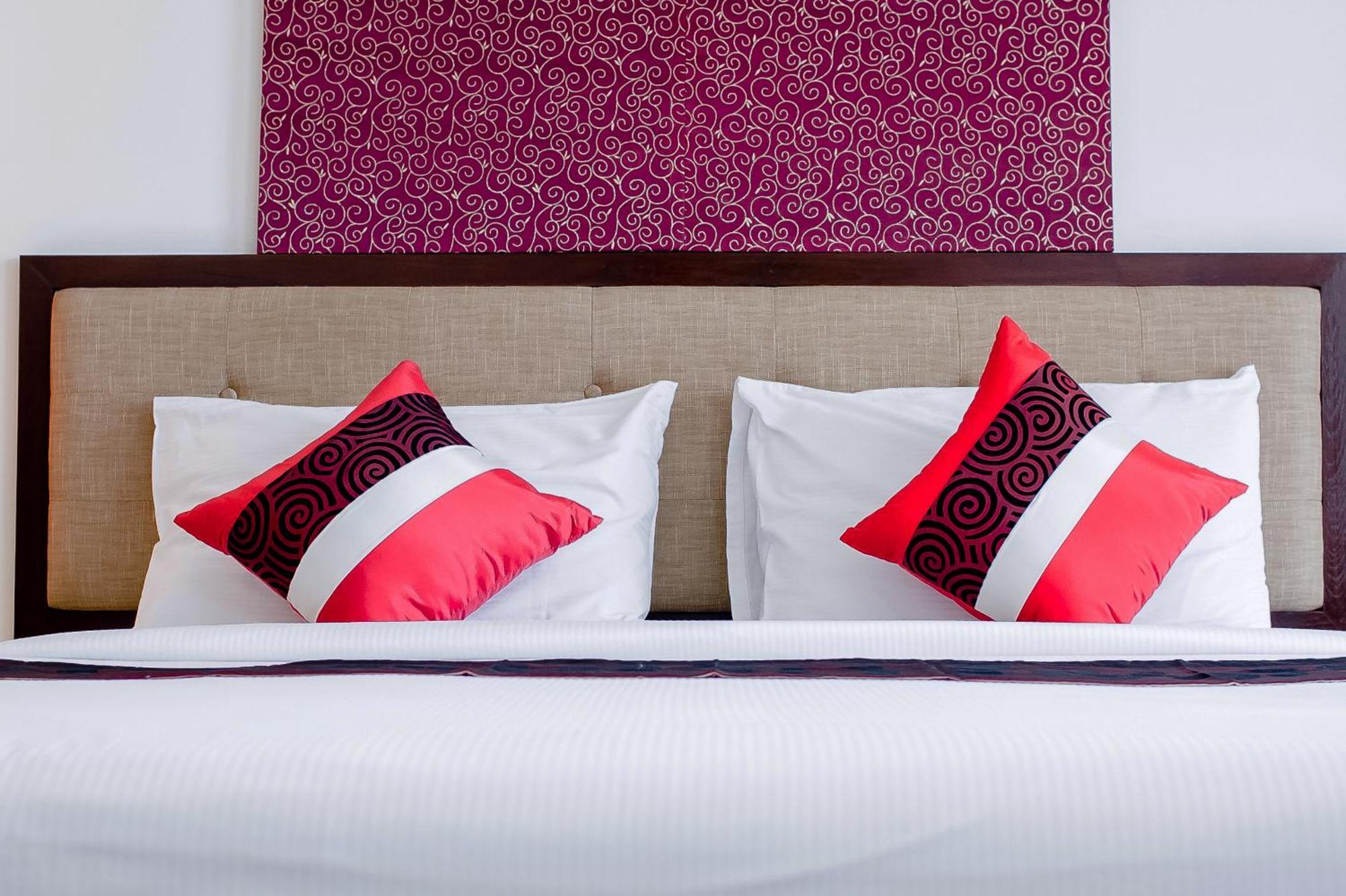 Romance Hotel Bangna Бангкок Екстер'єр фото