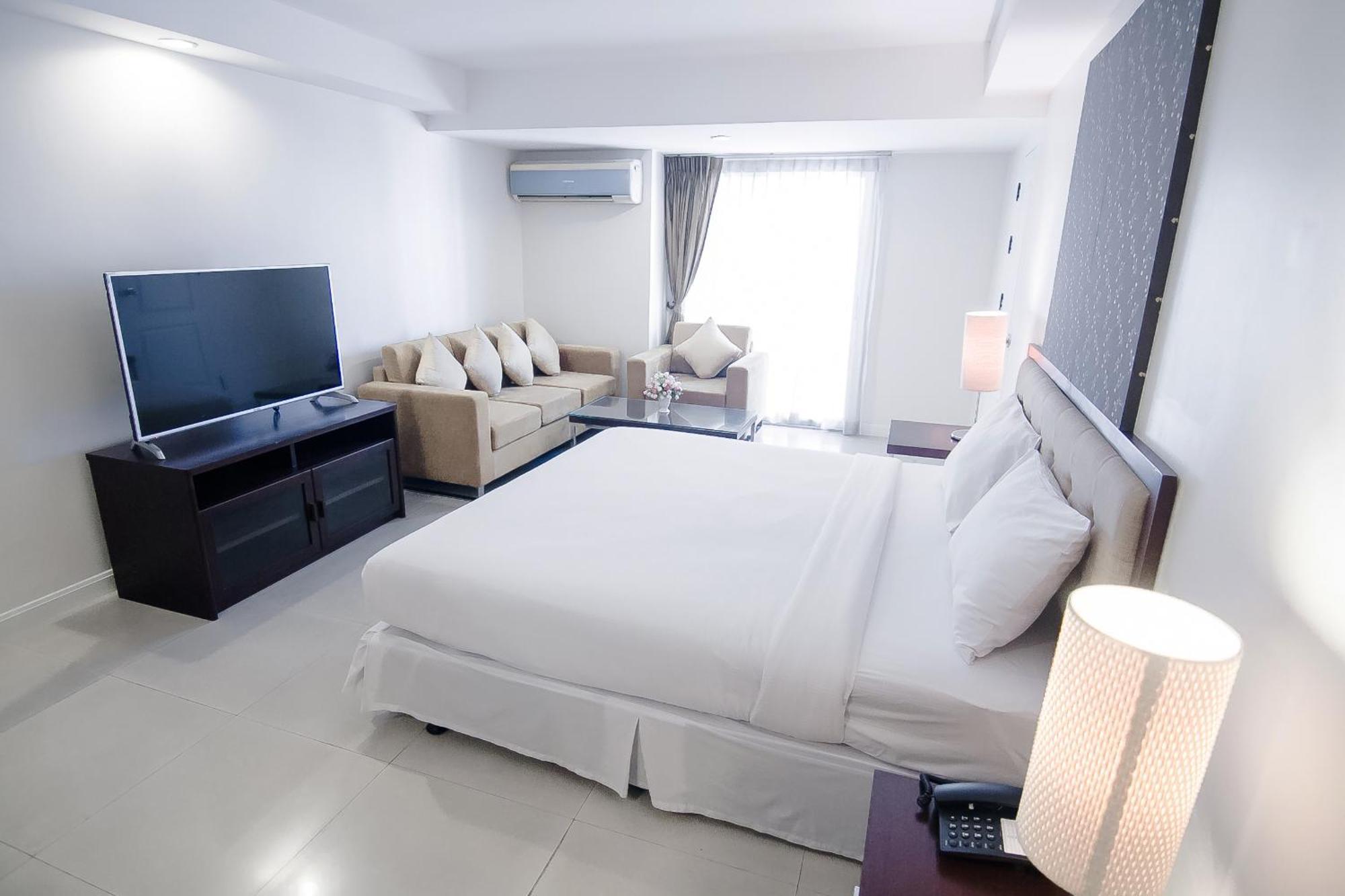 Romance Hotel Bangna Бангкок Екстер'єр фото