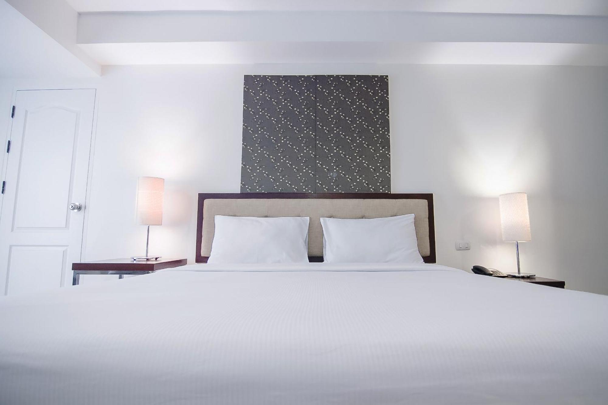 Romance Hotel Bangna Бангкок Екстер'єр фото