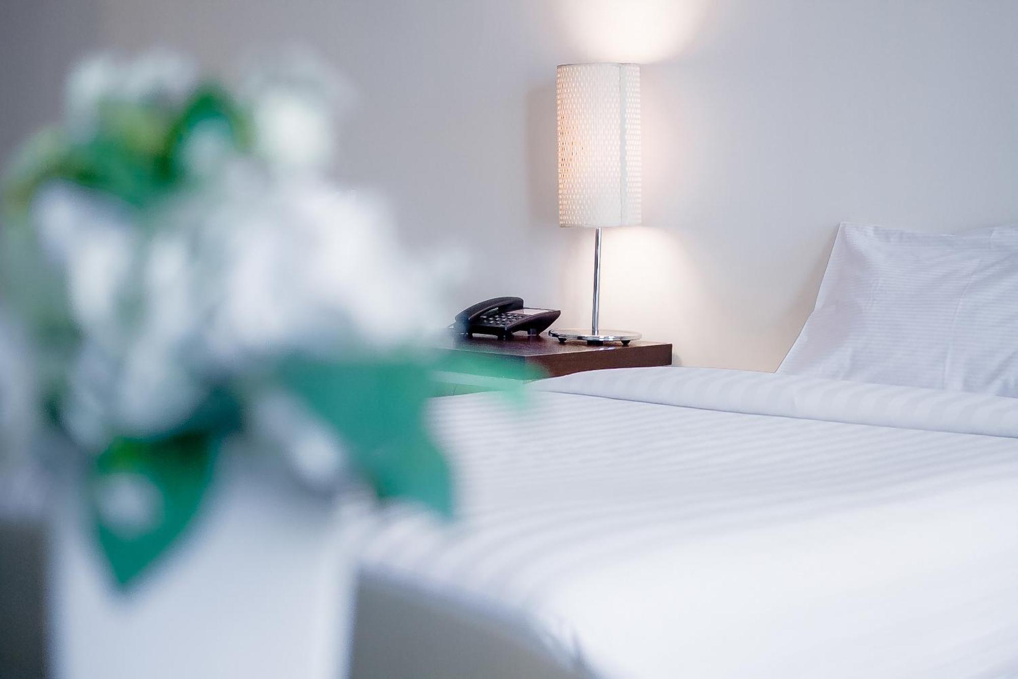 Romance Hotel Bangna Бангкок Екстер'єр фото