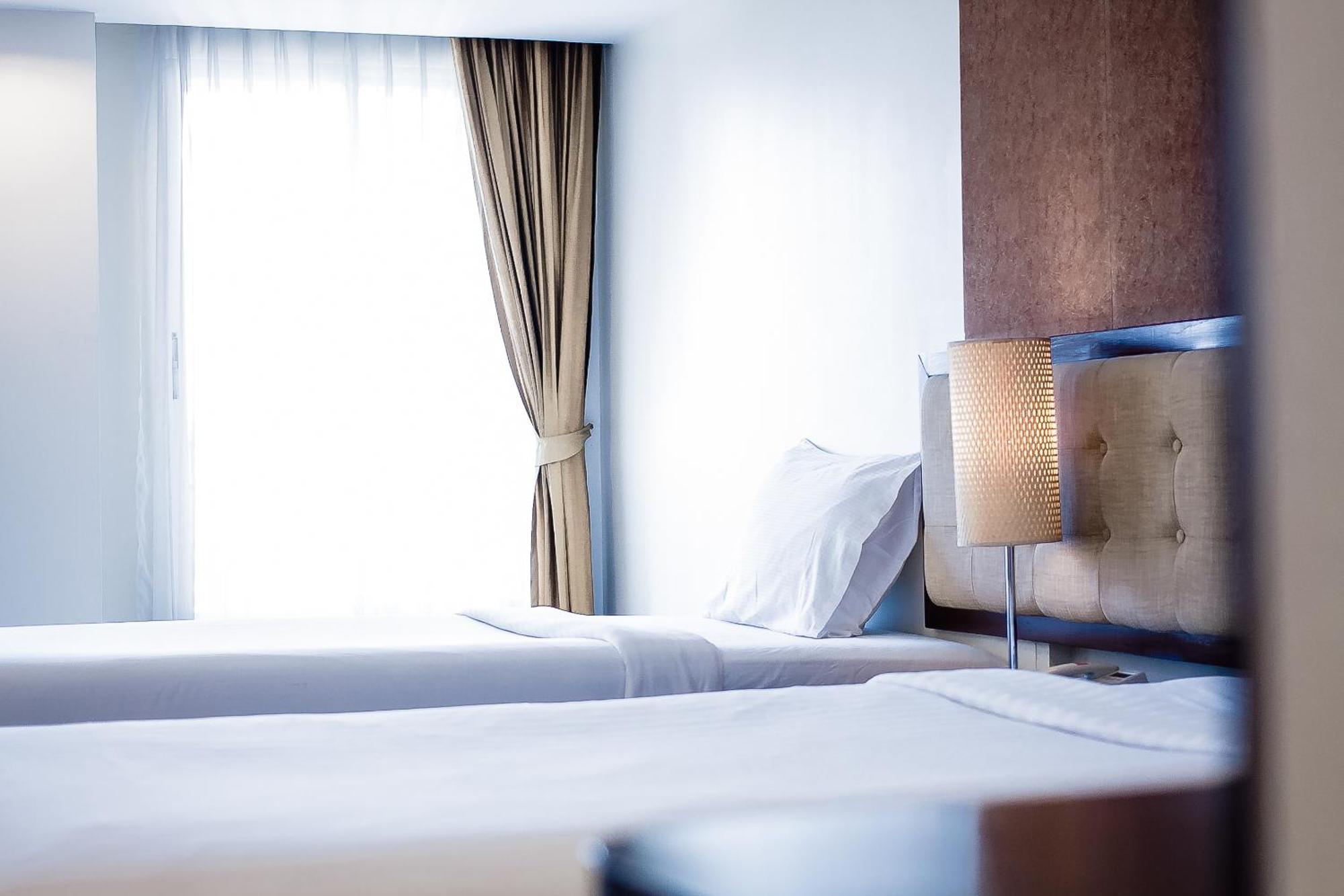 Romance Hotel Bangna Бангкок Екстер'єр фото