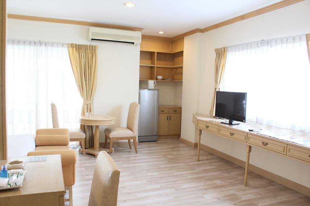 Romance Hotel Bangna Бангкок Екстер'єр фото