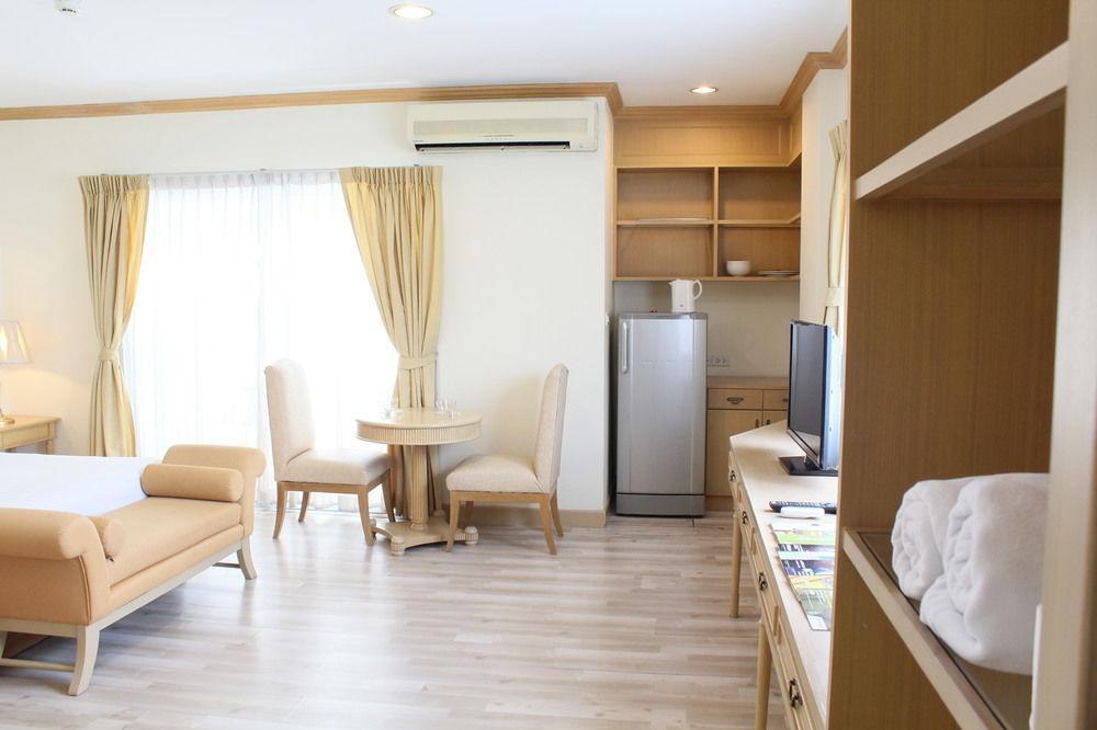 Romance Hotel Bangna Бангкок Екстер'єр фото