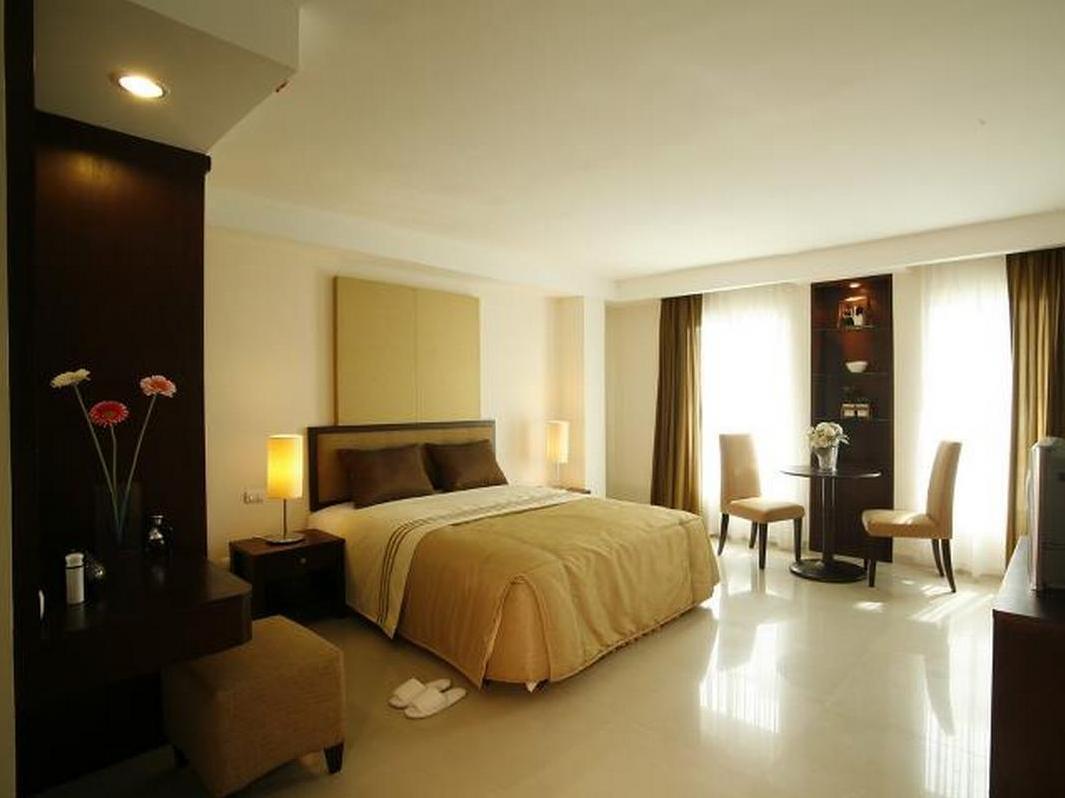 Romance Hotel Bangna Бангкок Екстер'єр фото